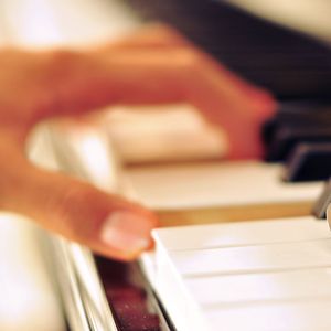 国自产拍在线天天更新2019
